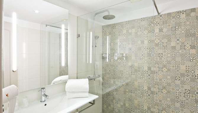 GOLDEN TULIP PORTO GAIA HOTEL AND SPA - Golden Tulip Porto Gaia Hotel & SPA - Superior Room