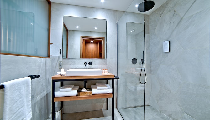 Golden Tulip Porto Vecchio - golden tulip salle deau