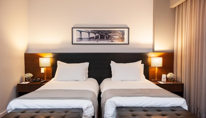 Golden Tulip Porto Vitoria - Deluxe Room 2 Single Beds