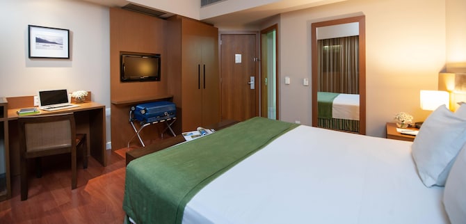 Golden Tulip Porto Vitoria - Standard Room 1 Double Bed