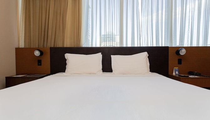 Golden Tulip Porto Vitoria - PNE
