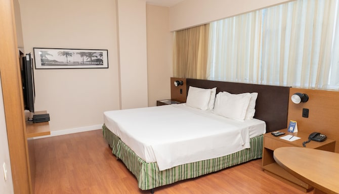Golden Tulip Porto Vitoria - PNE
