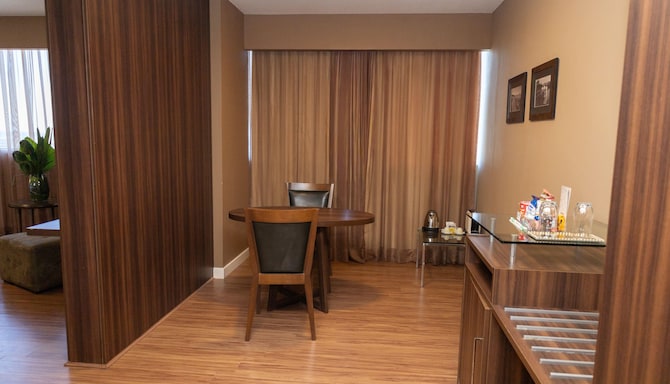 Golden Tulip Porto Vitoria - Suíte Junior