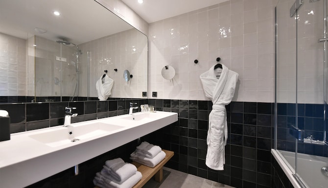 GOLDEN TULIP REIMS - FDKSB