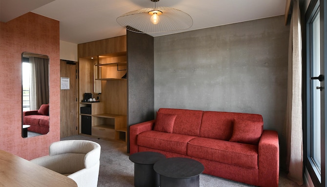 GOLDEN TULIP REIMS - JKSD