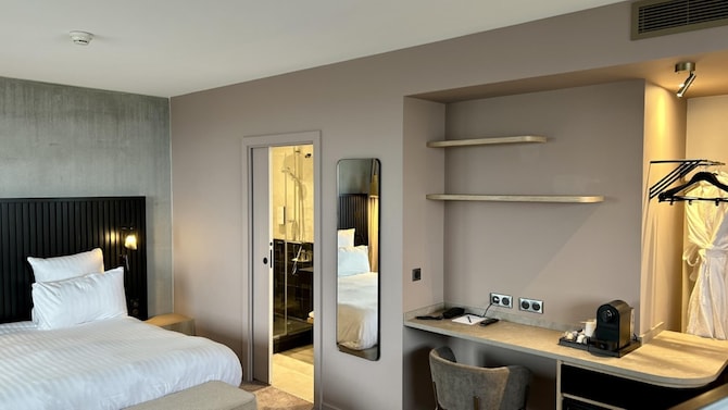 GOLDEN TULIP REIMS - JK