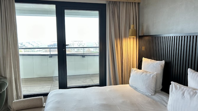 GOLDEN TULIP REIMS - JK