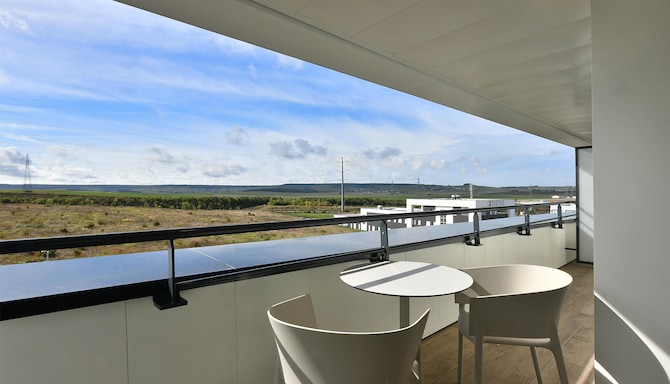 GOLDEN TULIP REIMS - JKSD