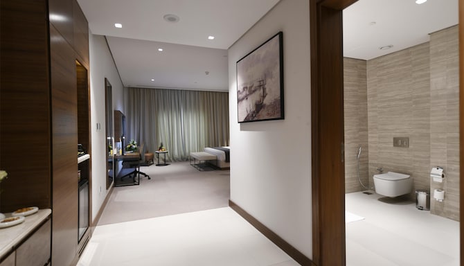 Golden Tulip Riyadh - Guest room