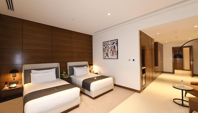 Golden Tulip Riyadh - Guest room