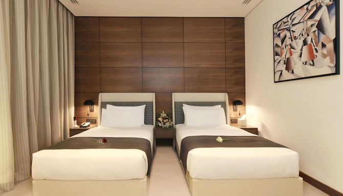 Golden Tulip Riyadh - Guest room