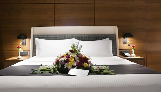 Golden Tulip Riyadh - Guest room