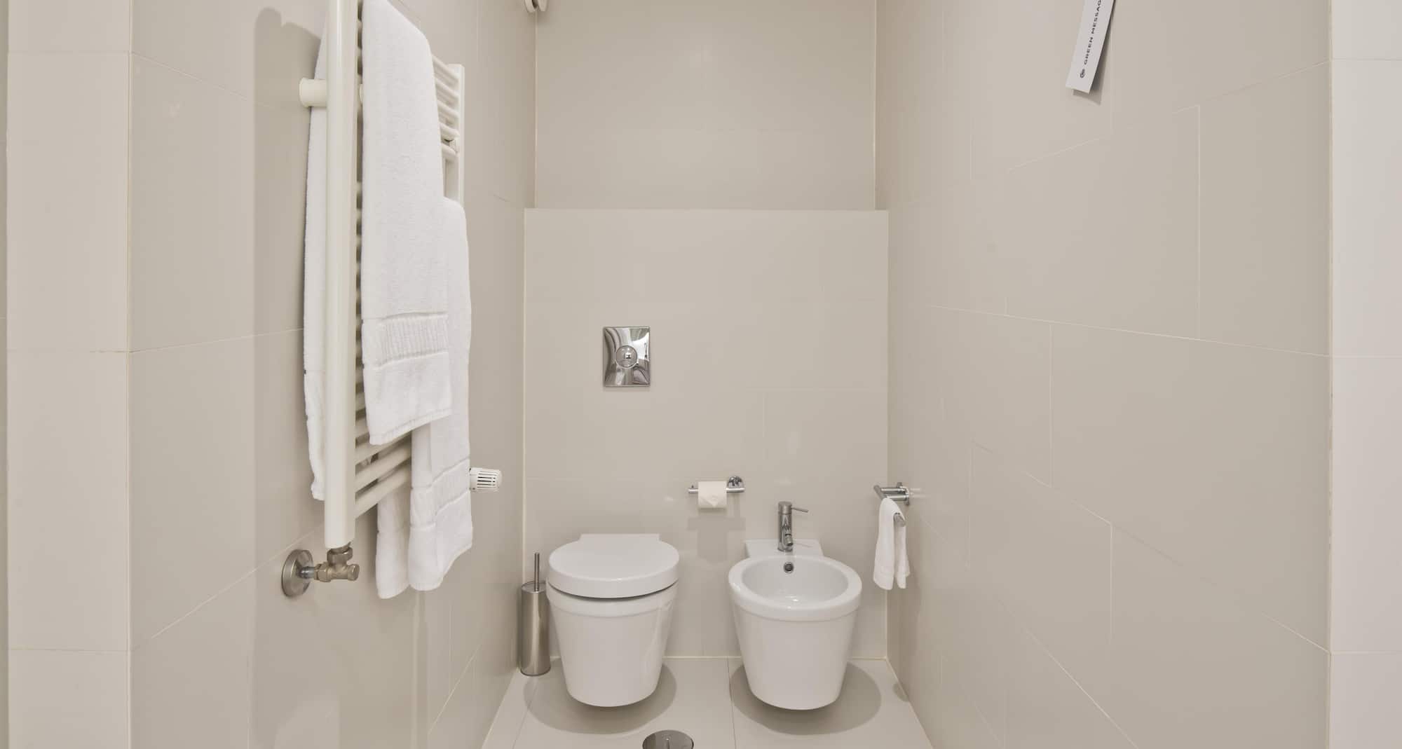 GOLDEN TULIP SAO JOAO DA MADIERA HOTEL - Guest Room - Bathroom