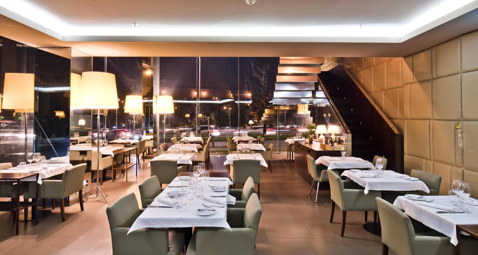 GOLDEN TULIP SAO JOAO DA MADIERA HOTEL - RESTAURANT