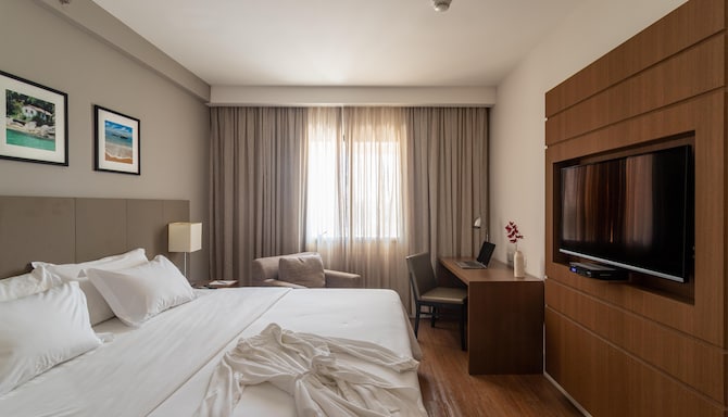 Golden Tulip Sao Jose Dos Campos - COLINAS