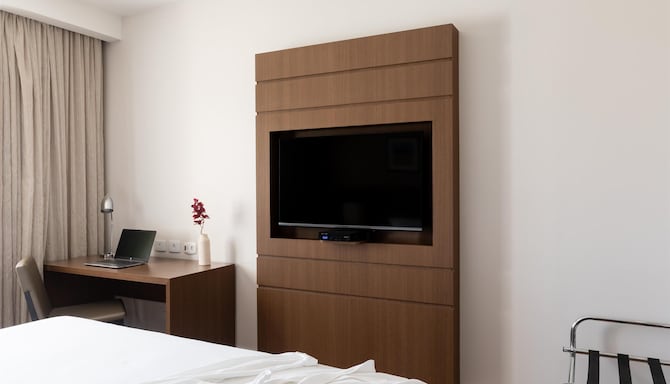 Golden Tulip Sao Jose Dos Campos - COLINAS