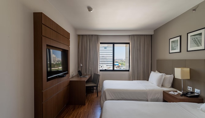 Golden Tulip Sao Jose Dos Campos - COLINAS