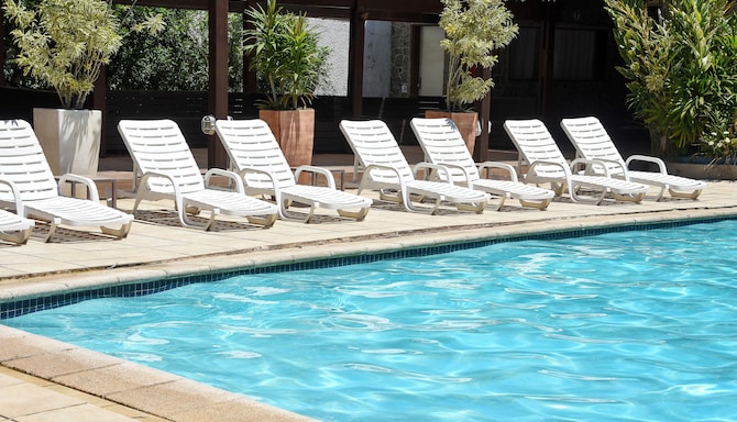 GOLDEN TULIP SAO PAULO GUARUJA - POOL