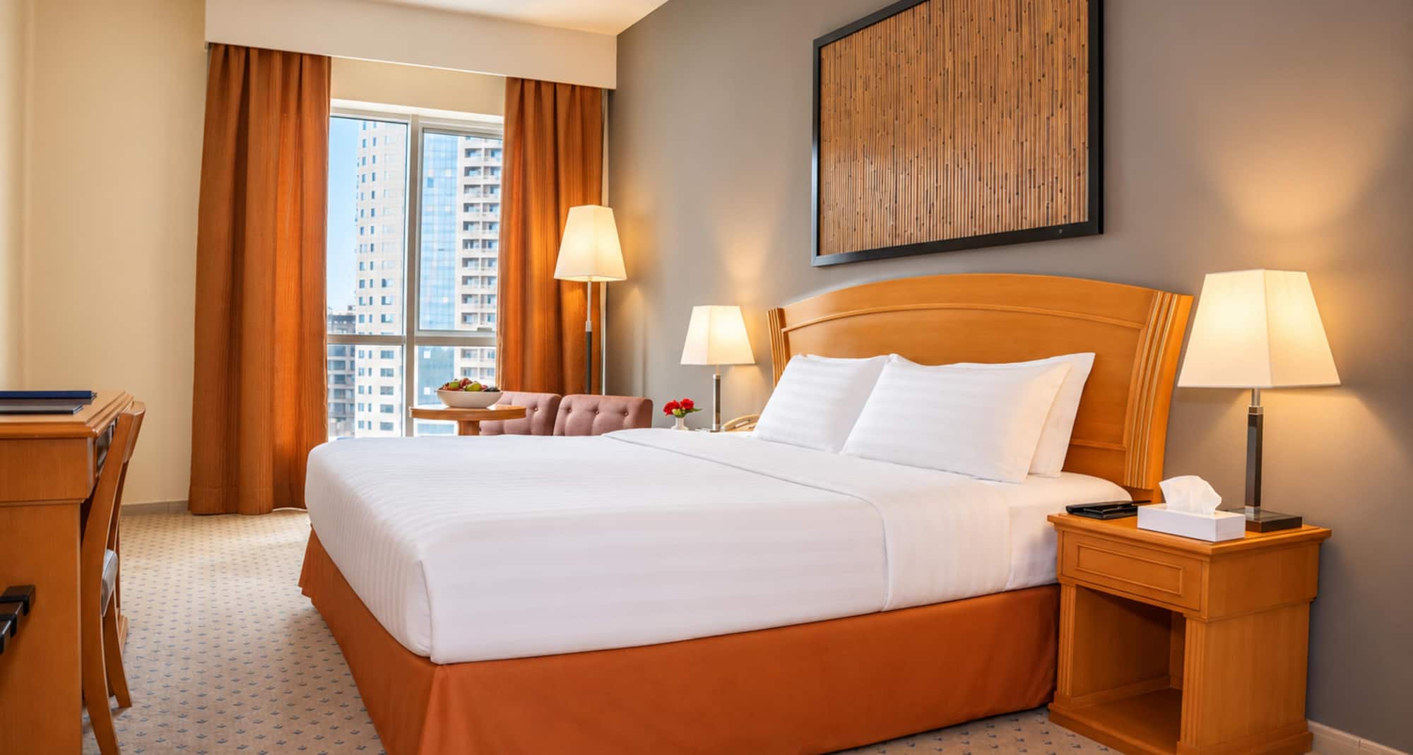 Golden Tulip Sharjah - Standard Studio Apartment King Room and View