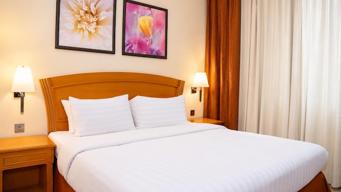 Golden Tulip Sharjah - جناح