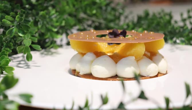 Golden Tulip Sophia Antipolis - Orange and Chocolat Crown Dessert