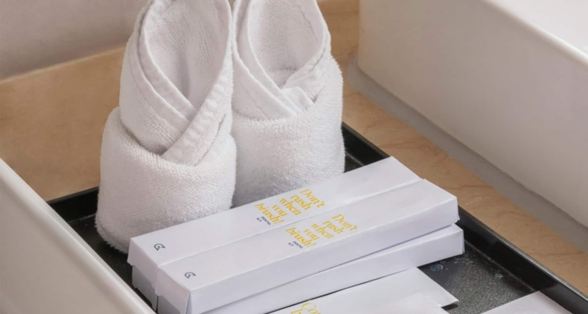 Golden Tulip Springhill Lampung - Guest room amenity