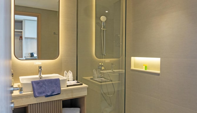 Golden Tulip Springhill Lampung