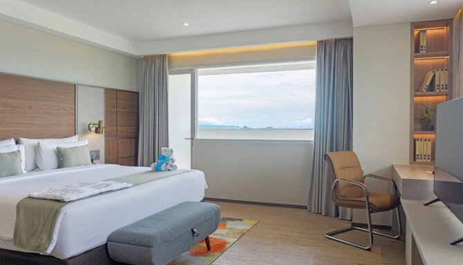 Golden Tulip Springhill Lampung