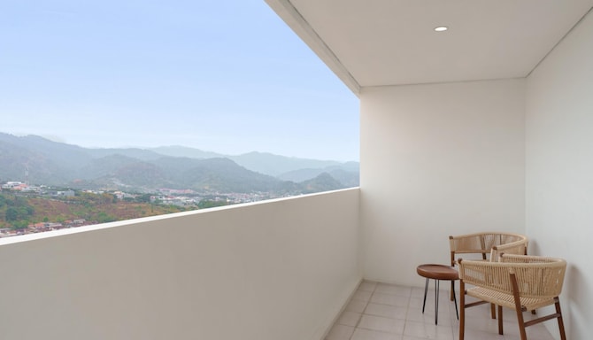 Golden Tulip Springhill Lampung - Guest room