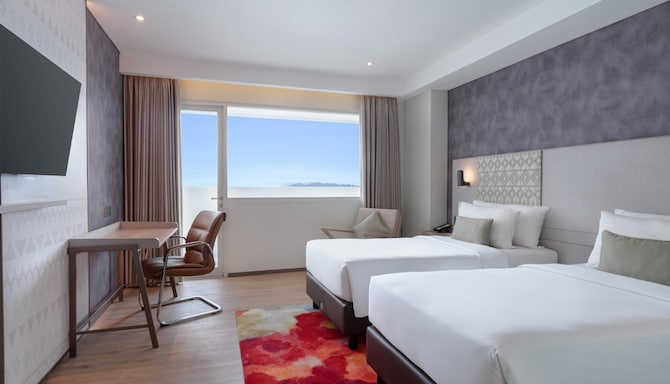 Golden Tulip Springhill Lampung