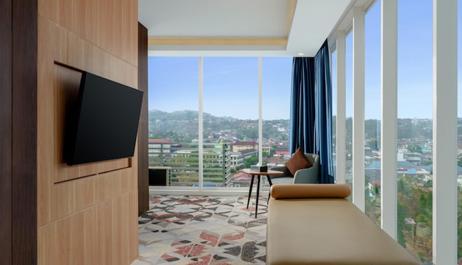 Golden Tulip Springhill Lampung - Guest room