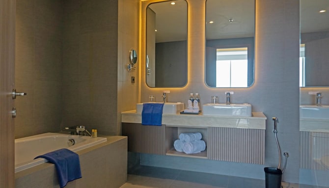 Golden Tulip Springhill Lampung