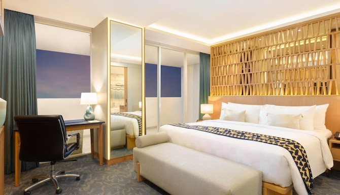 Golden Tulip Springhill Lampung