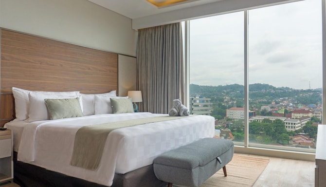 Golden Tulip Springhill Lampung