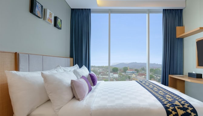 Golden Tulip Springhill Lampung