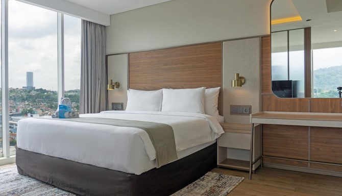 Golden Tulip Springhill Lampung