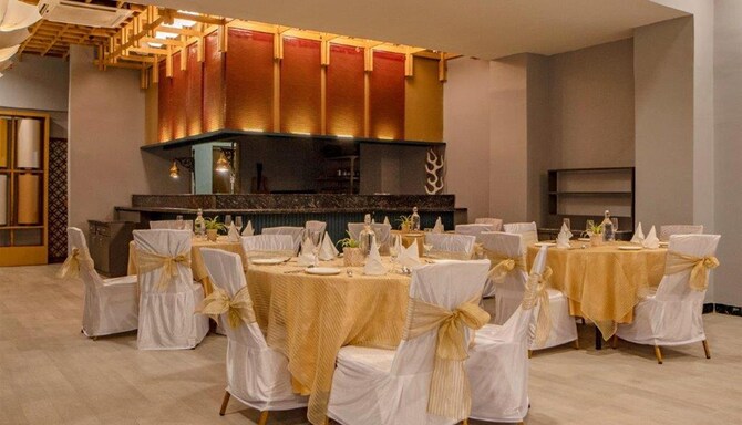 Silver Room