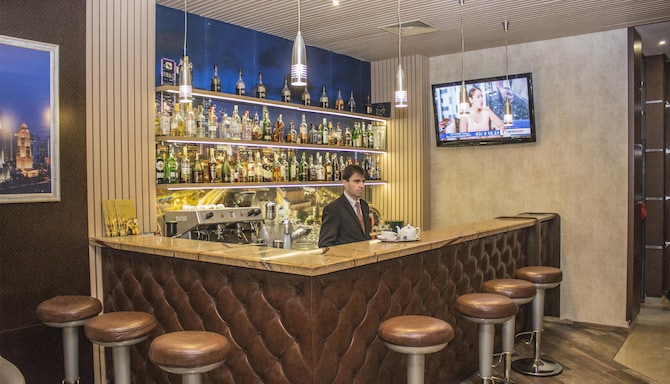 Golden Tulip Varna - Lobby Bar