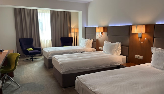 Golden Tulip Varna - TRL STD T x