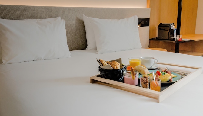 Golden Tulip Villepinte Roissy - Parc Des Expositions - Chambres / Logements