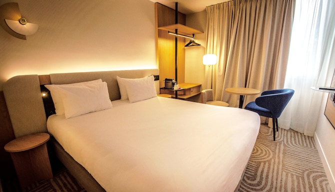 Golden Tulip Villepinte Roissy - Parc Des Expositions - Chambres / Logements