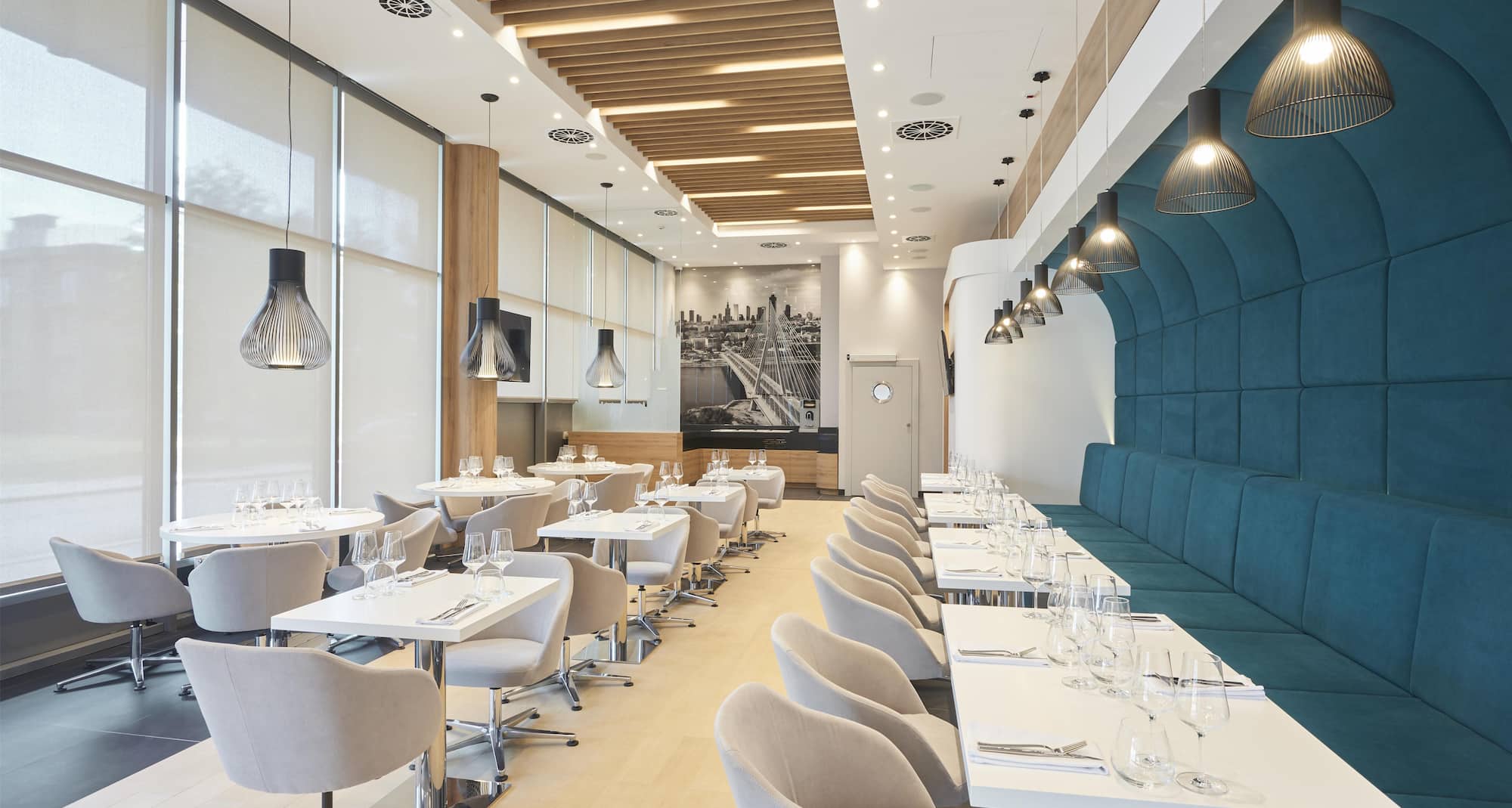 Golden Tulip Warsaw Airport Hotel - Restaurant_3
