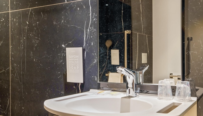 Golden Tulip Warsaw Centre - Bathroom NN 3