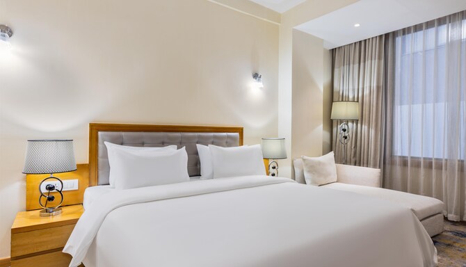GOLDEN TULIP WESTLANDS NAIROBI - Suite Room Bedroom*
