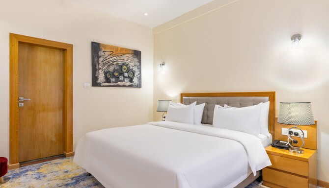 GOLDEN TULIP WESTLANDS NAIROBI - Suite Room Bedroom*