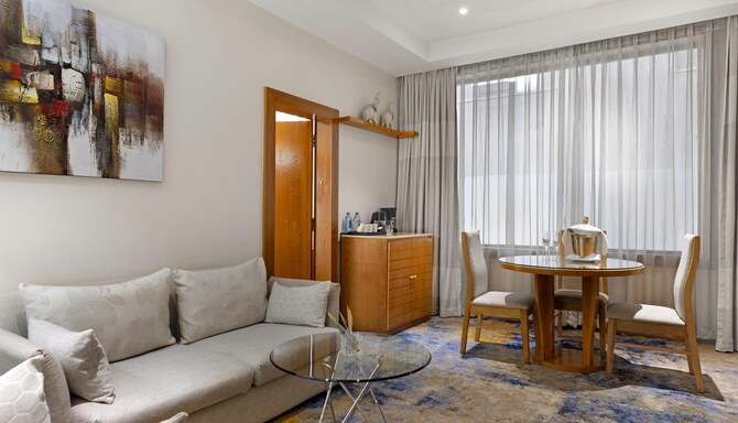 GOLDEN TULIP WESTLANDS NAIROBI - Suite Room Living Room*