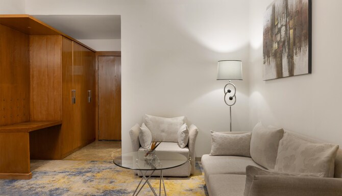 GOLDEN TULIP WESTLANDS NAIROBI - Suite Room Living Room*