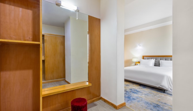 GOLDEN TULIP WESTLANDS NAIROBI - Junior Suite Room*