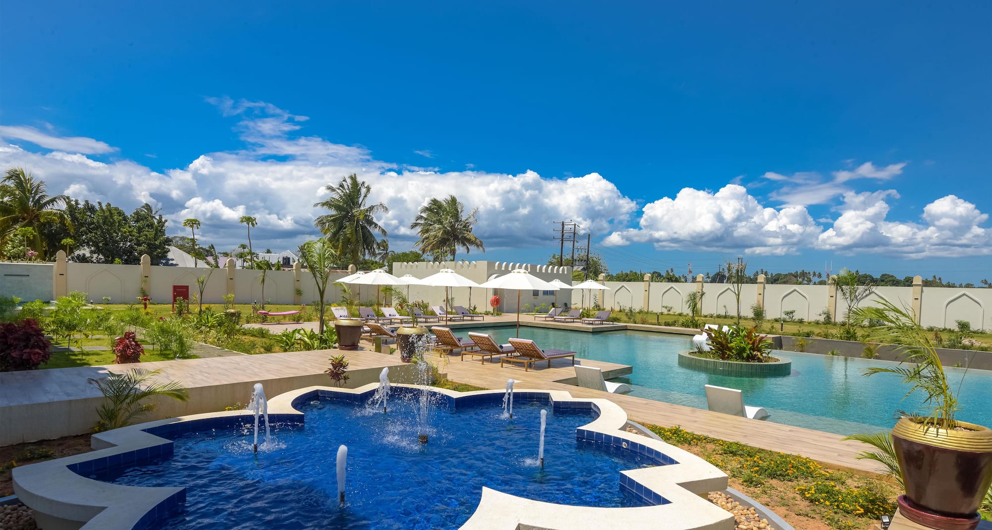 GOLDEN TULIP ZANZIBAR AIRPORT - POOL VIEW