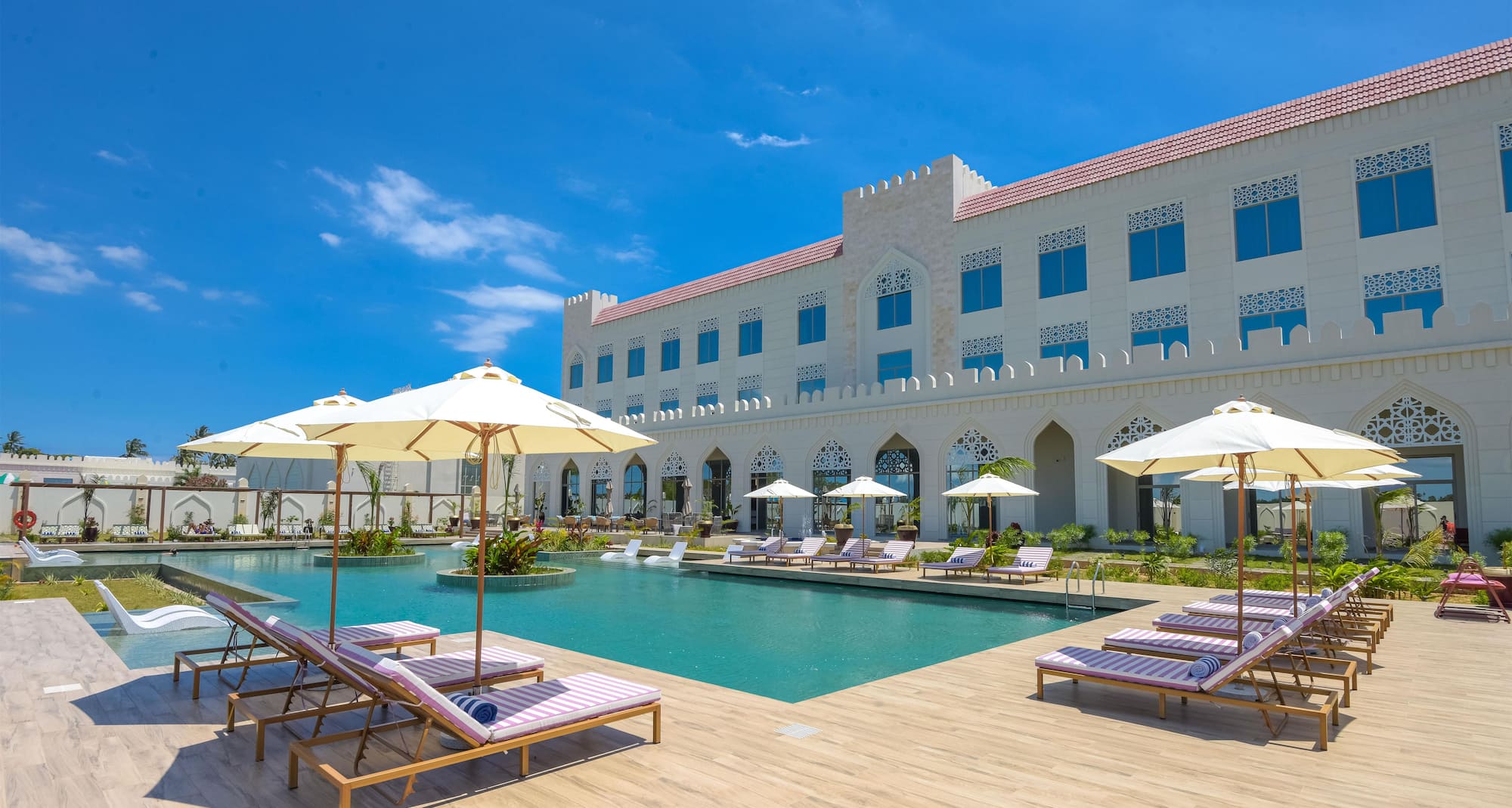 GOLDEN TULIP ZANZIBAR AIRPORT - PHASE OUTDOOR POOL